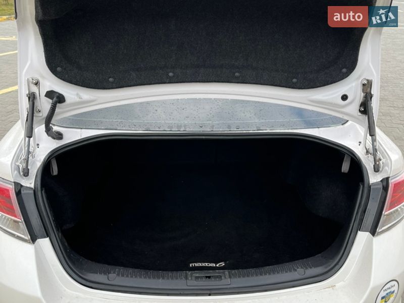 Седан Mazda 6 2012 в Львове