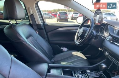 Седан Mazda 6 2020 в Вишневом