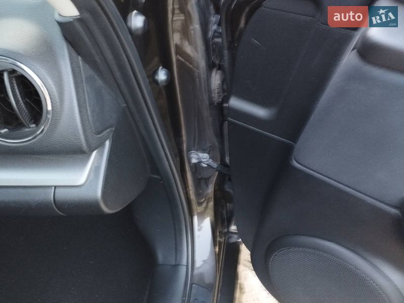 Седан Mazda 6 2011 в Бережанах
