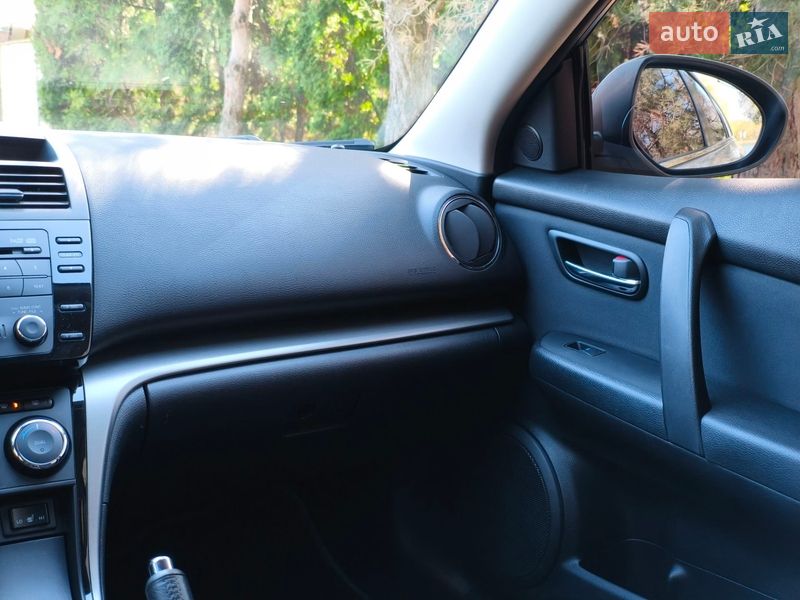 Универсал Mazda 6 2010 в Ровно