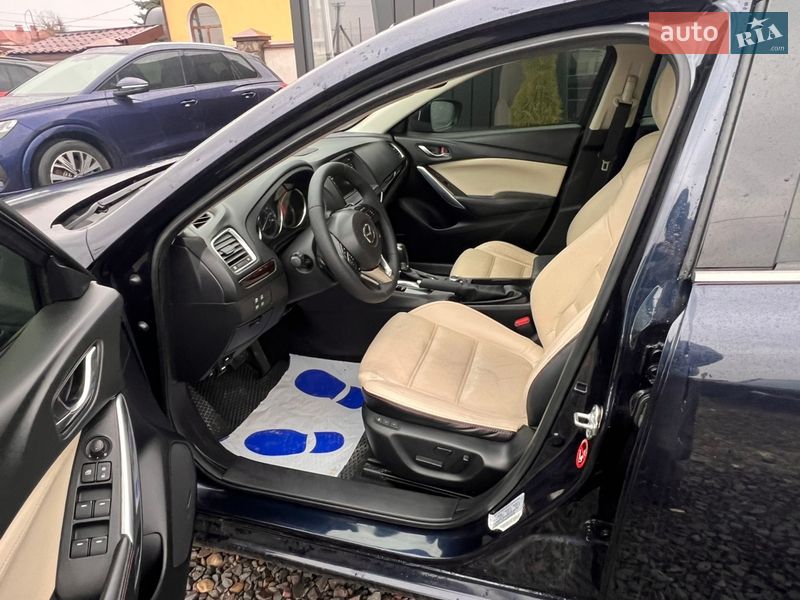 Седан Mazda 6 2015 в Львове