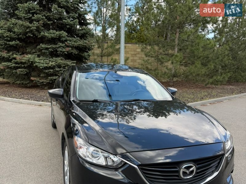 Седан Mazda 6 2016 в Днепре