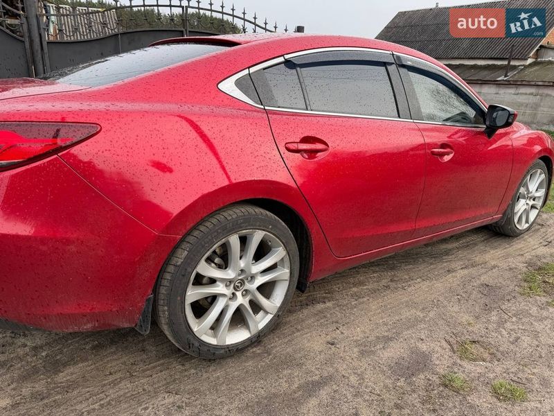 Седан Mazda 6 2014 в Радомышле