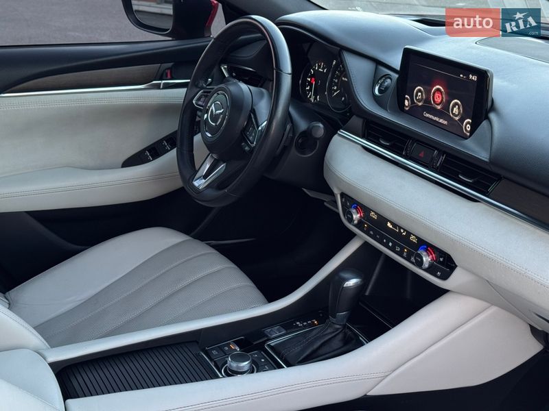 Седан Mazda 6 2019 в Киеве