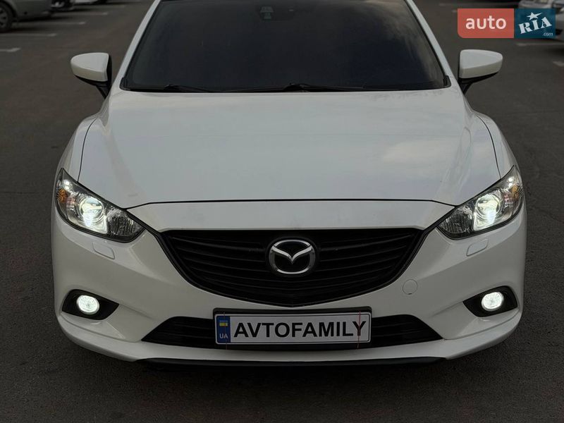 Седан Mazda 6 2013 в Днепре