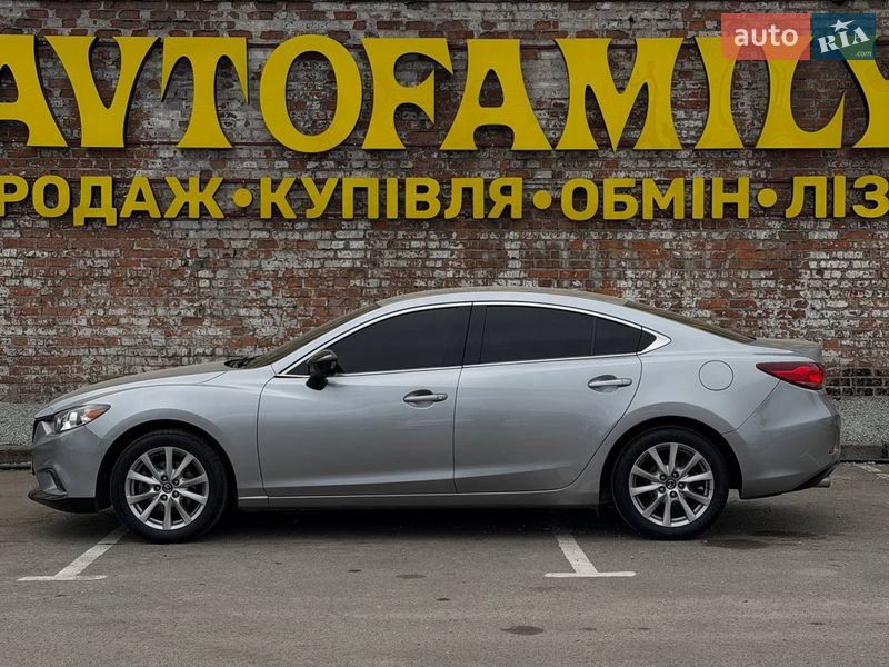 Седан Mazda 6 2014 в Днепре