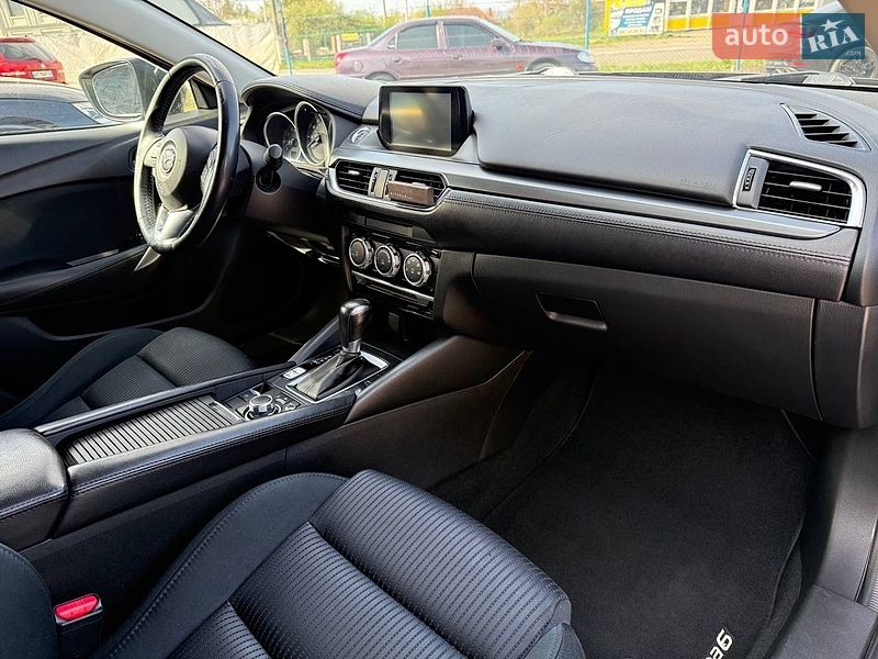 Седан Mazda 6 2015 в Коломые
