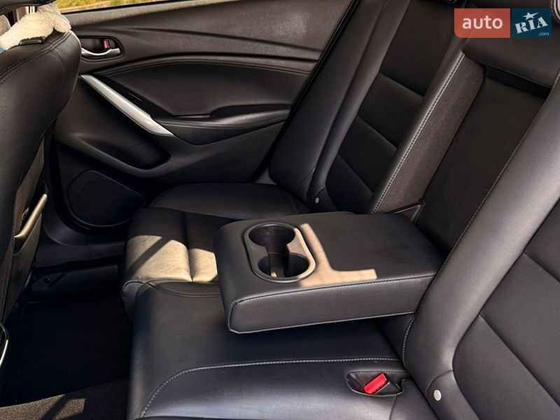 Седан Mazda 6 2013 в Фастові
