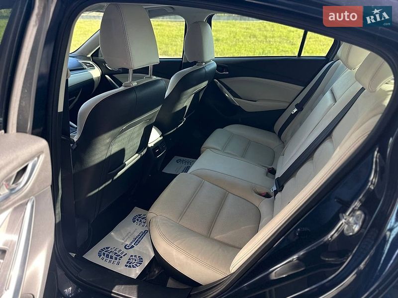 Седан Mazda 6 2016 в Киеве
