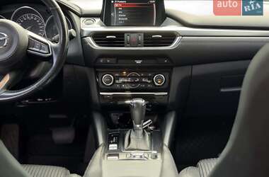 Седан Mazda 6 2017 в Киеве