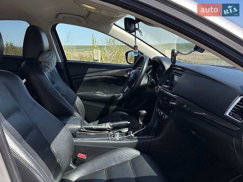 Седан Mazda 6 2014 в Теребовлі