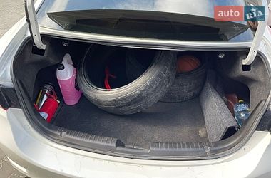 Седан Mazda 6 2013 в Черновцах