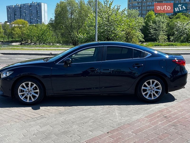 Седан Mazda 6 2015 в Борщеве