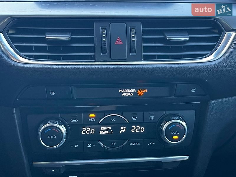Седан Mazda 6 2015 в Борщеве