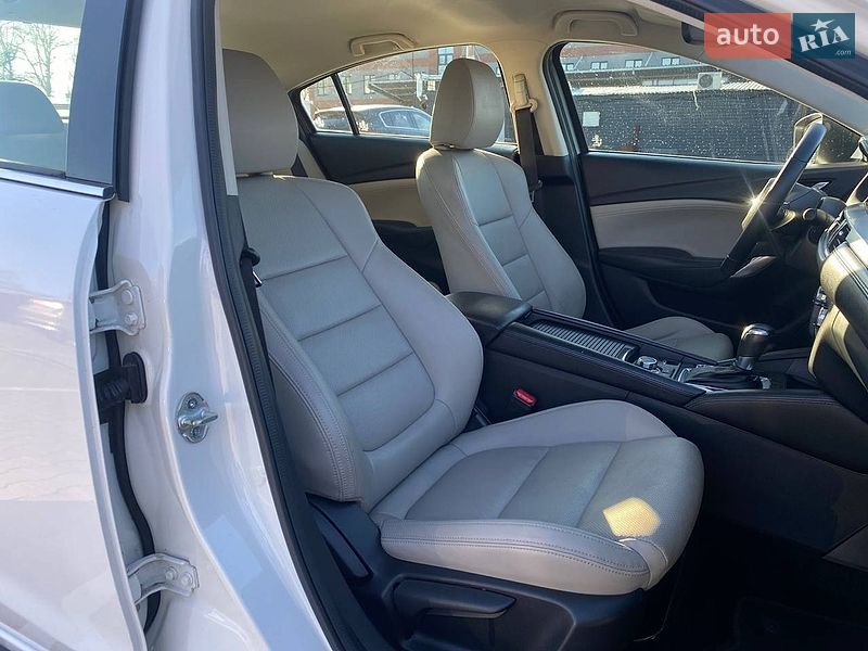 Седан Mazda 6 2017 в Киеве