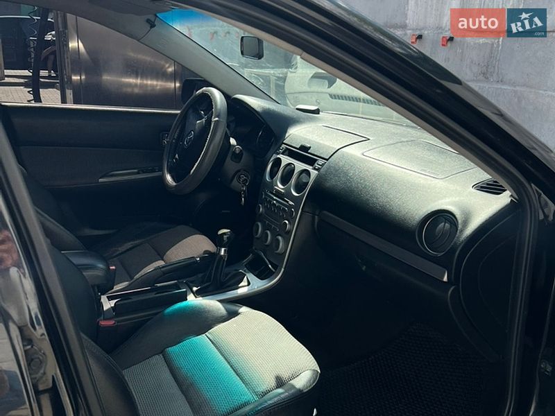 Универсал Mazda 6 2004 в Обухове