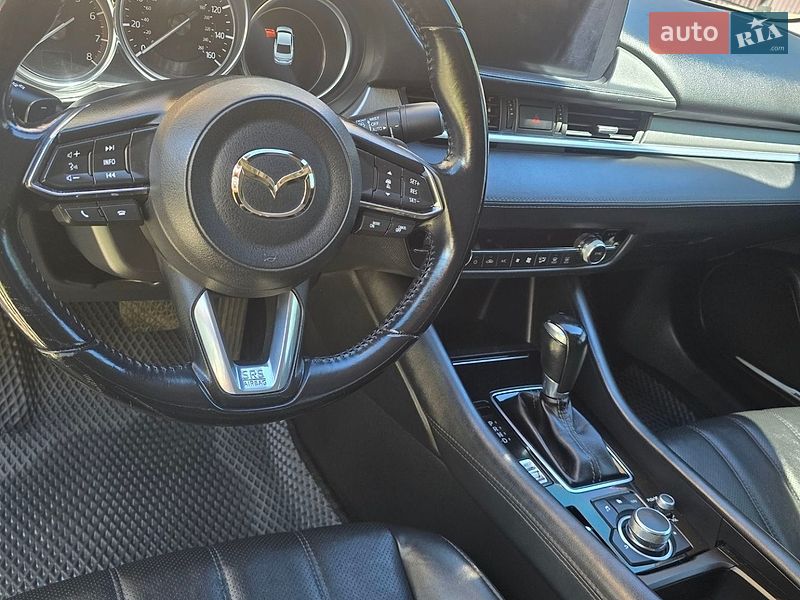 Седан Mazda 6 2018 в Хмельницком