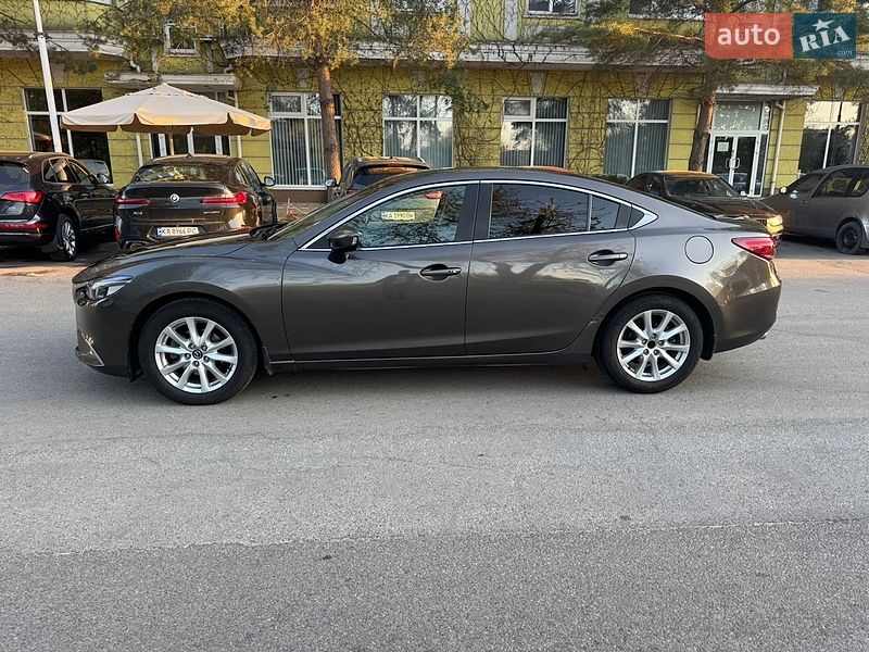 Седан Mazda 6 2016 в Киеве