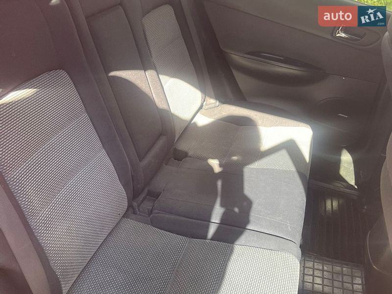 Универсал Mazda 6 2002 в Киеве