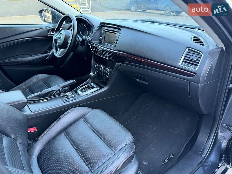Универсал Mazda 6 2015 в Ровно