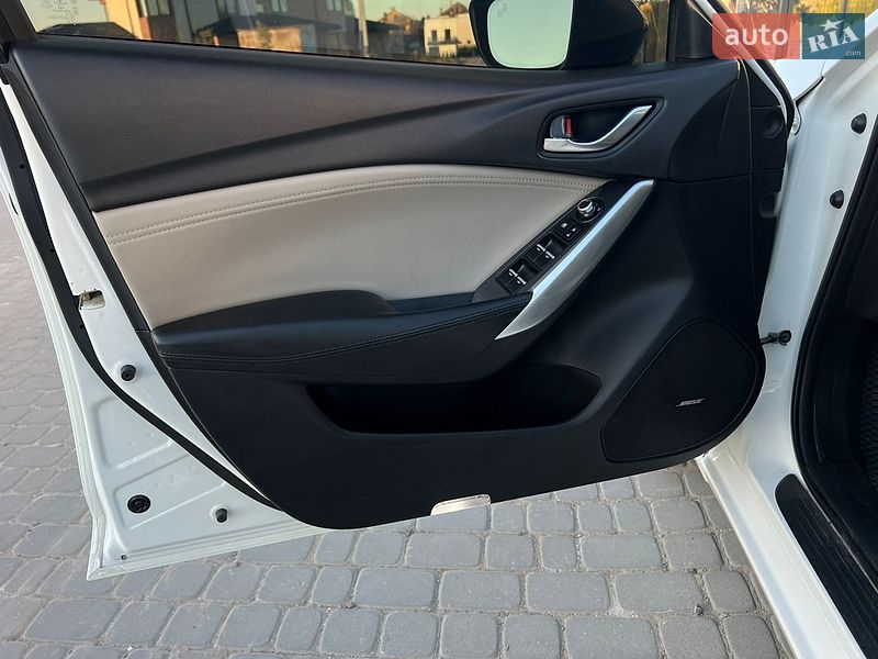 Седан Mazda 6 2015 в Львові