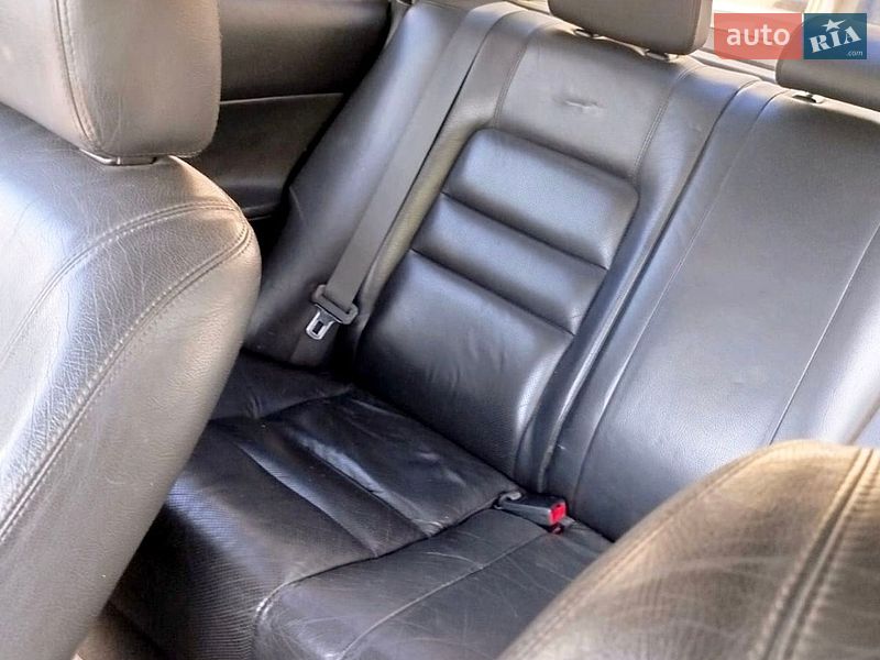 Седан Mazda 6 2004 в Шепетівці