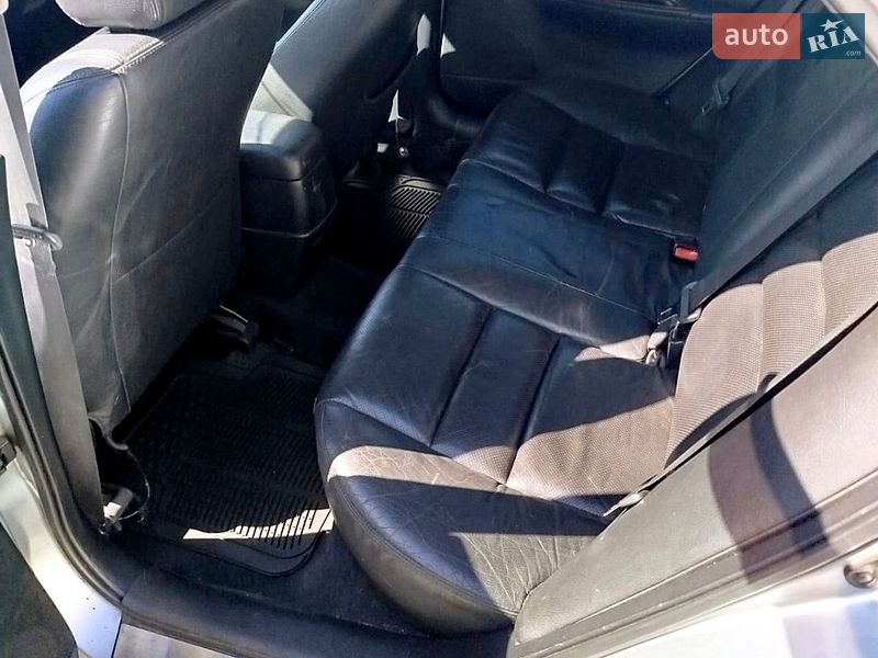 Седан Mazda 6 2004 в Шепетівці