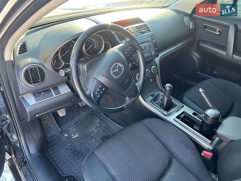 Седан Mazda 6 2010 в Кропивницком