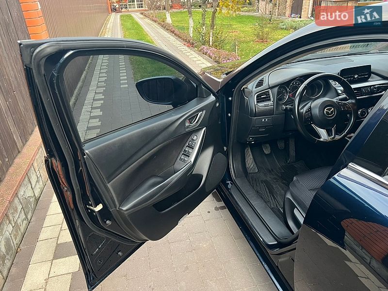Седан Mazda 6 2016 в Коломые