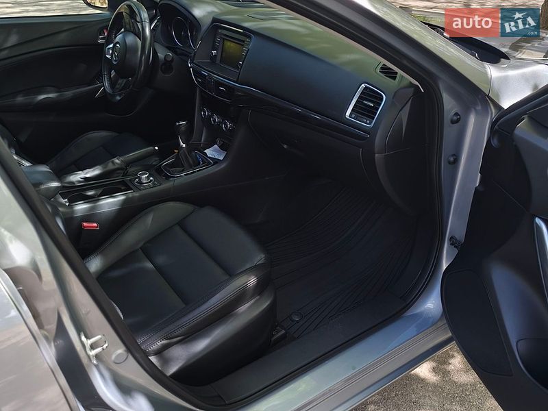 Седан Mazda 6 2013 в Чернігові