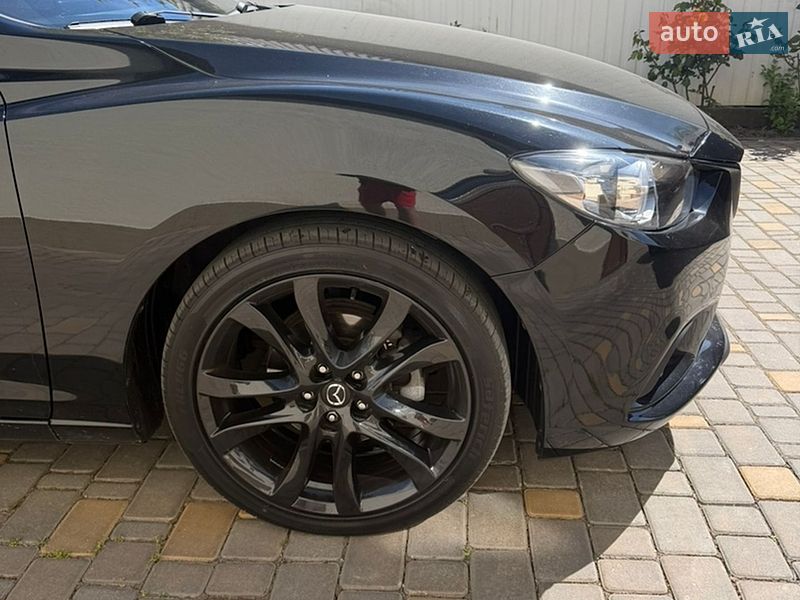 Седан Mazda 6 2015 в Николаеве