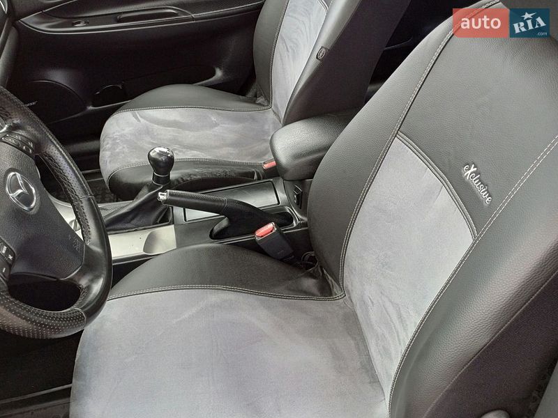 Седан Mazda 6 2002 в Золочеве