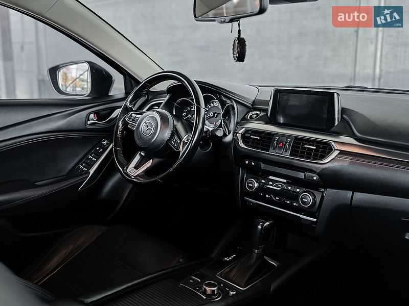 Седан Mazda 6 2017 в Рівному