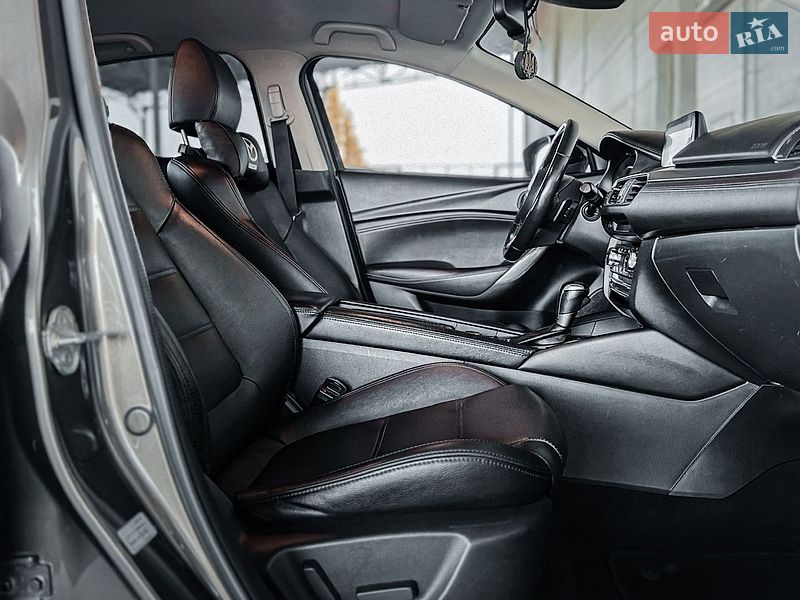 Седан Mazda 6 2017 в Рівному