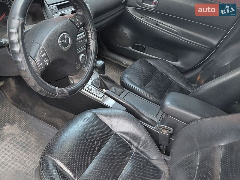 Седан Mazda 6 2003 в Снигиревке