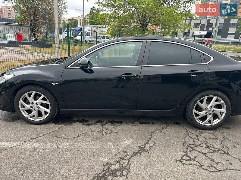 Седан Mazda 6 2011 в Киеве