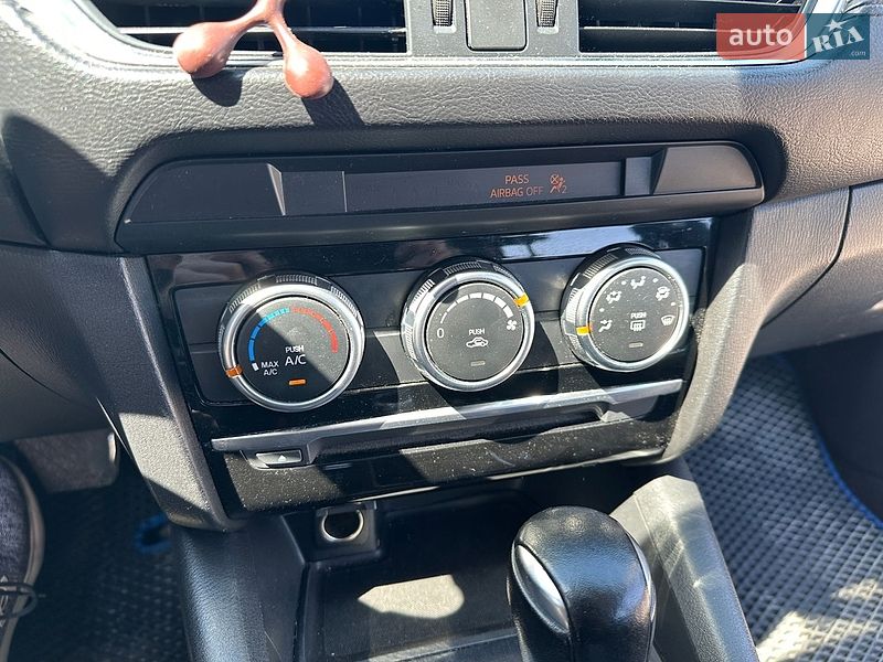 Седан Mazda 6 2015 в Львове