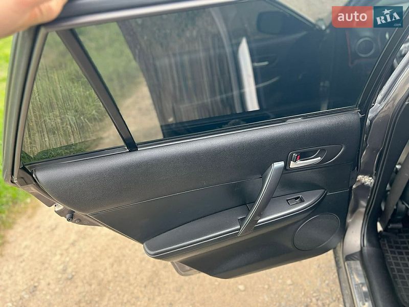 Универсал Mazda 6 2005 в Самборе