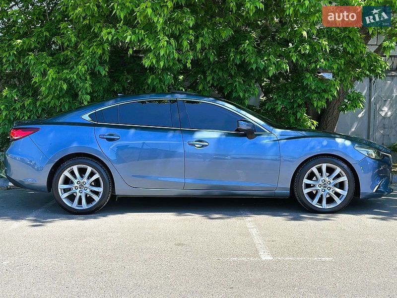 Седан Mazda 6 2016 в Киеве