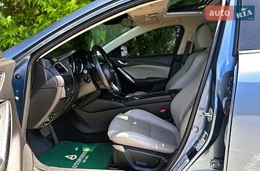 Седан Mazda 6 2016 в Киеве
