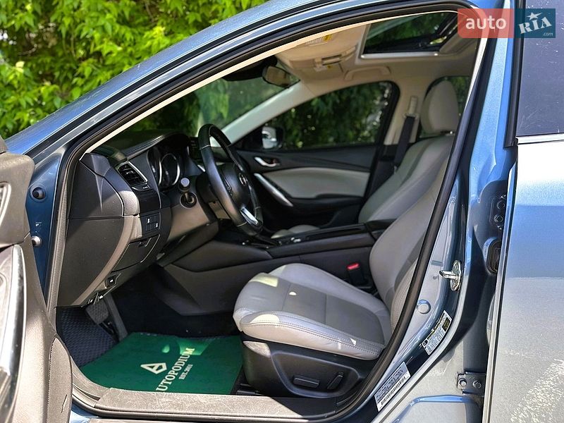 Седан Mazda 6 2016 в Киеве