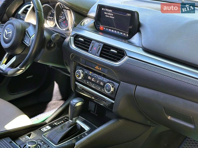 Седан Mazda 6 2016 в Киеве
