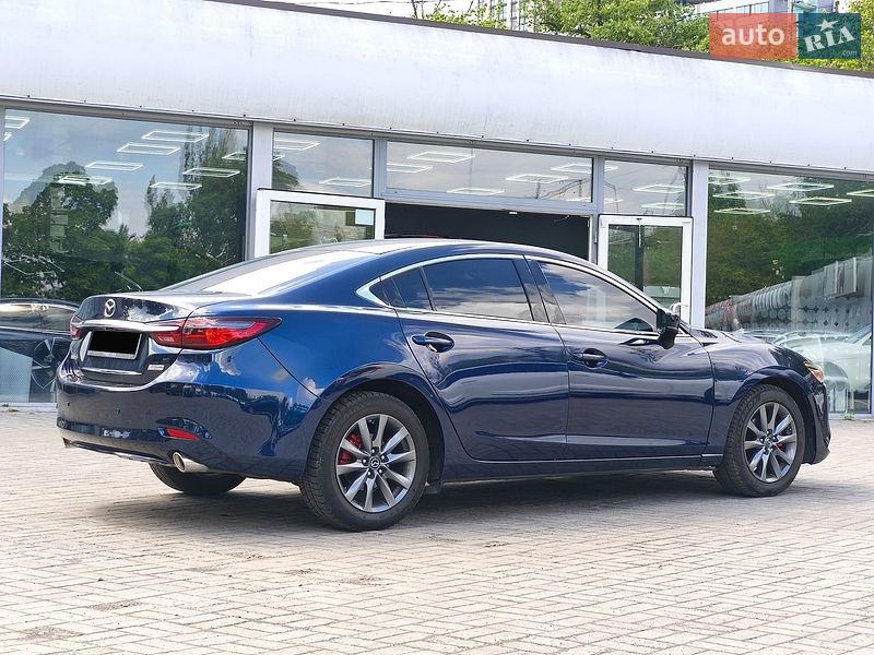 Седан Mazda 6 2018 в Днепре
