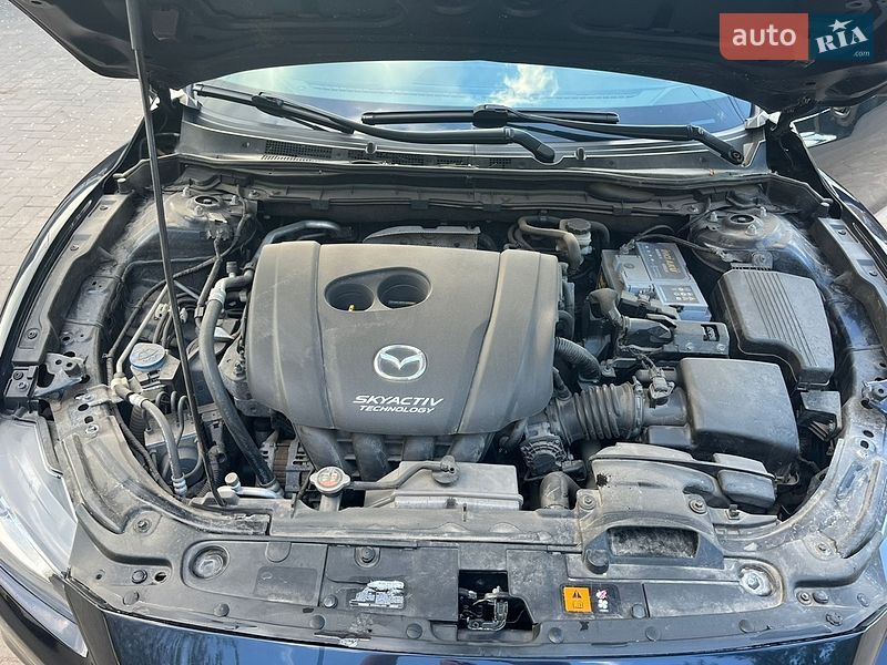Седан Mazda 6 2015 в Кривом Роге