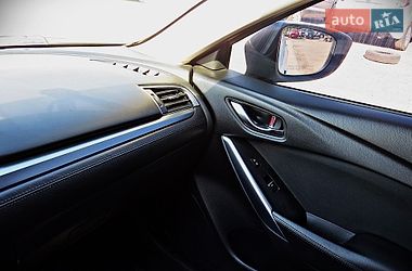 Седан Mazda 6 2014 в Черкассах