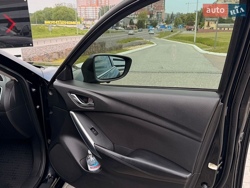 Седан Mazda 6 2013 в Львове