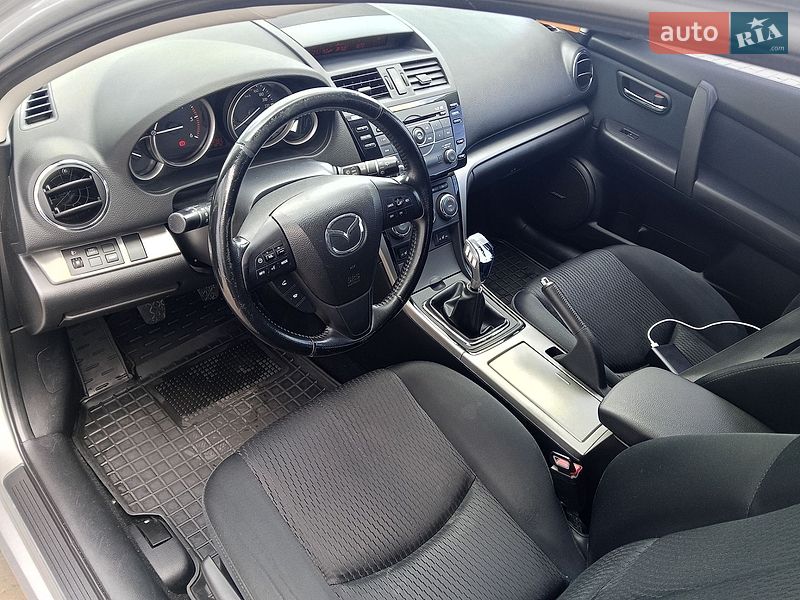 Универсал Mazda 6 2010 в Житомире