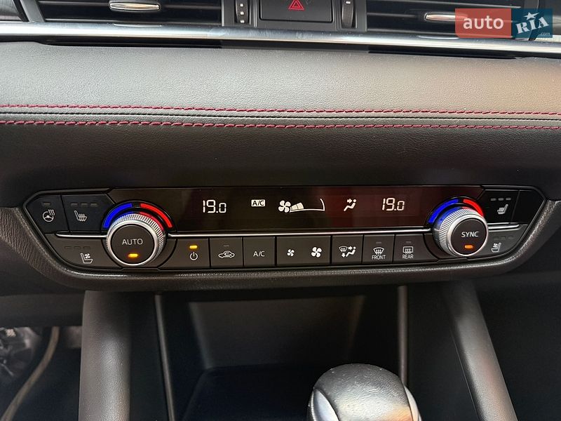 Седан Mazda 6 2020 в Киеве
