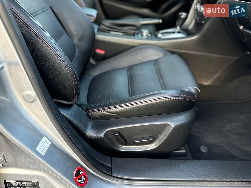 Універсал Mazda 6 2015 в Рівному
