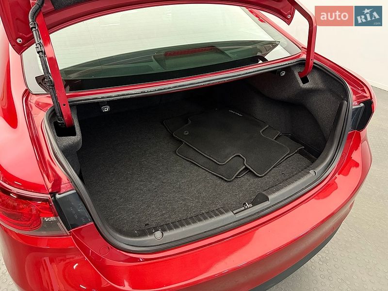 Седан Mazda 6 2012 в Киеве